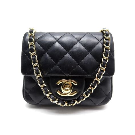 pochette main chanel|sac Chanel prix boutique.